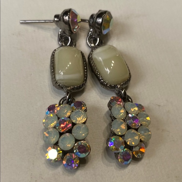 - Sea foam Green w ab Crystal pierced Drop Earring-SALE - Picture 6 of 14